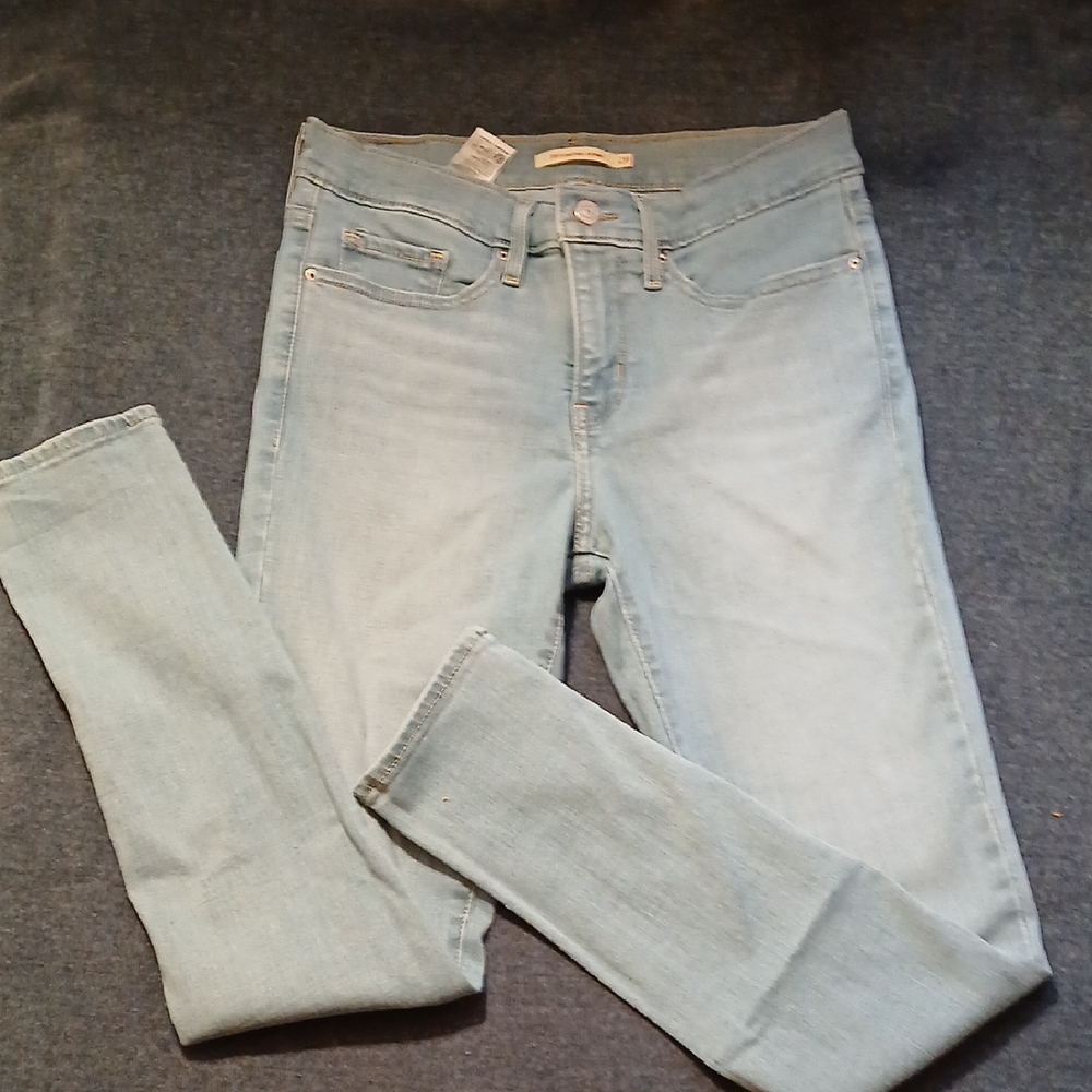 Women's Light Blue Jeans